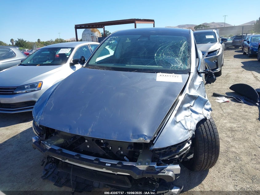 2026 TESLA MODEL Y LONG RANGE DUAL MOTOR ALL-WHEEL DRIVE 7SAYGDED2TF422250