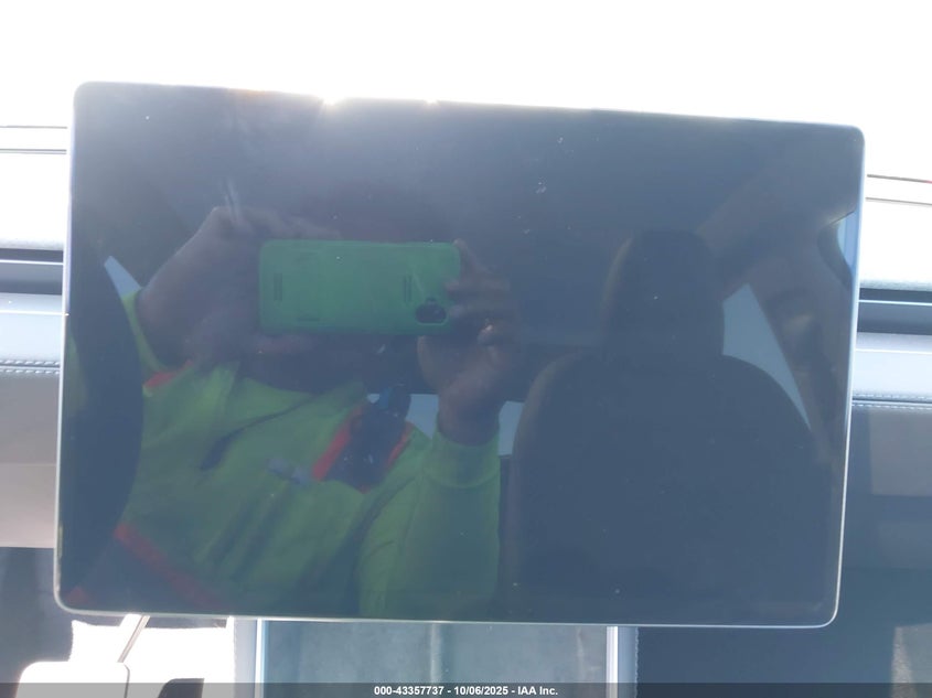 2026 TESLA MODEL Y LONG RANGE DUAL MOTOR ALL-WHEEL DRIVE 7SAYGDED2TF422250