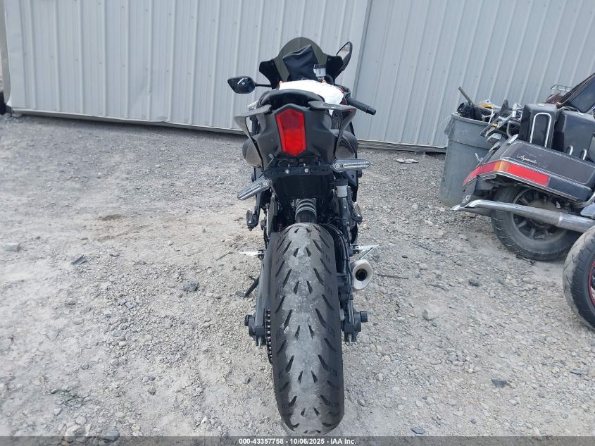 2022 Yamaha Yzfr7 VIN: JYARM38E3NA001329 Lot: 43357758