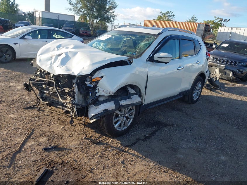 2018 NISSAN ROGUE SV - 5N1AT2MV2JC817060