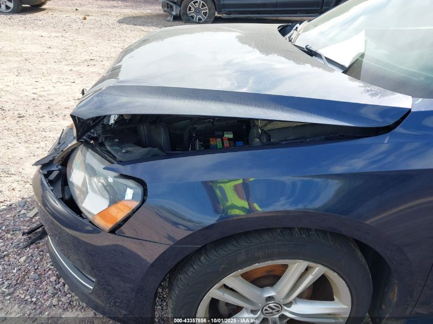 2012 Volkswagen Passat 3.6L V6 Se VIN: 1VWBM7A37CC047184 Lot: 43357856