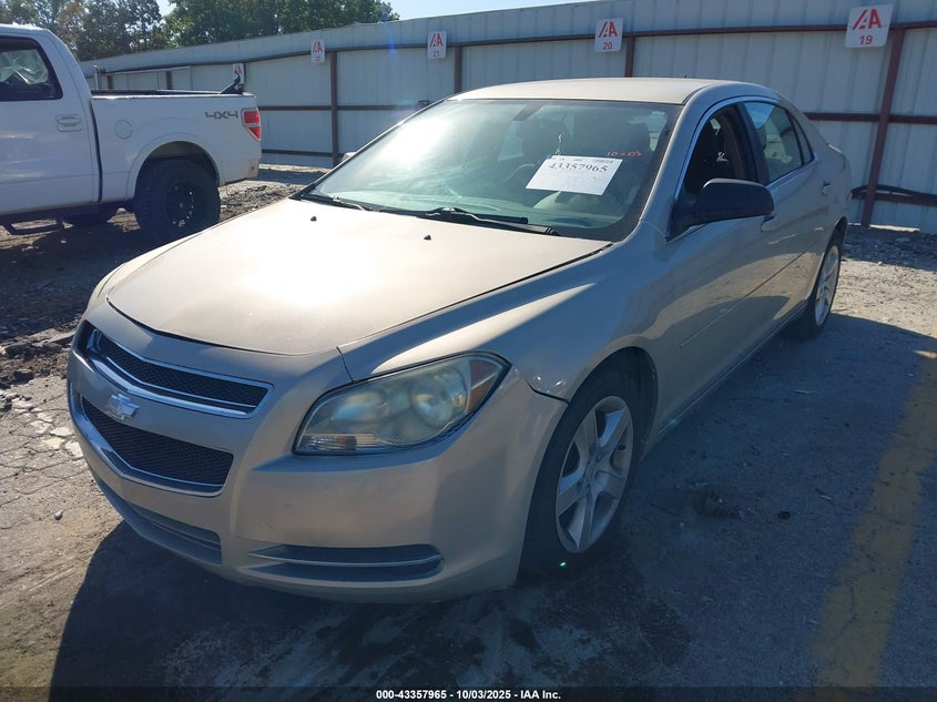 1G1ZB5EB6AF318382 2010 CHEVROLET MALIBU photo no. 2