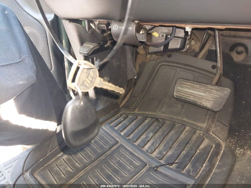 2002 Chevrolet Silverado 1500 Ls VIN: 1GCEK19T02Z132757 Lot: 43357972