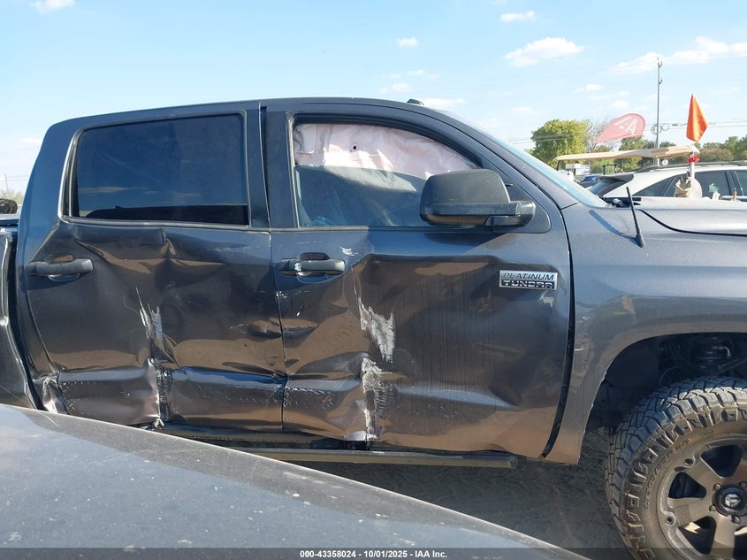 2017 TOYOTA TUNDRA PLATINUM 5.7L V8 - 5TFAW5F19HX639853