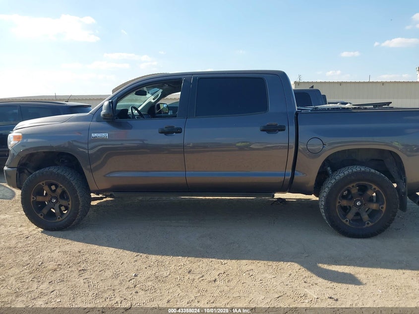 2017 TOYOTA TUNDRA PLATINUM 5.7L V8 - 5TFAW5F19HX639853