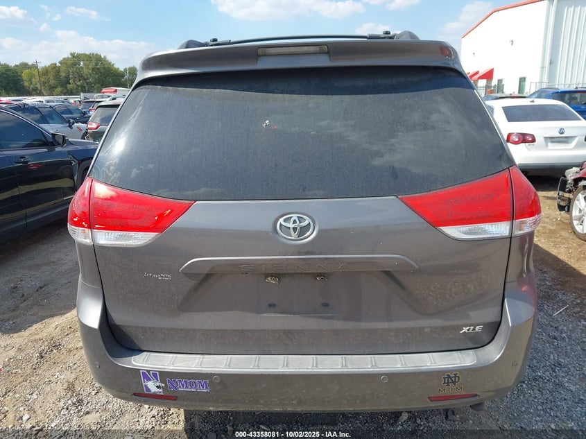 2014 TOYOTA SIENNA XLE V6 8 PASSENGER 5TDYK3DC5ES426905