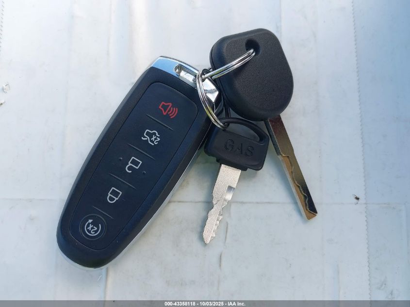 2016 Ford Focus Titanium VIN: 1FADP3N28GL369986 Lot: 43358118