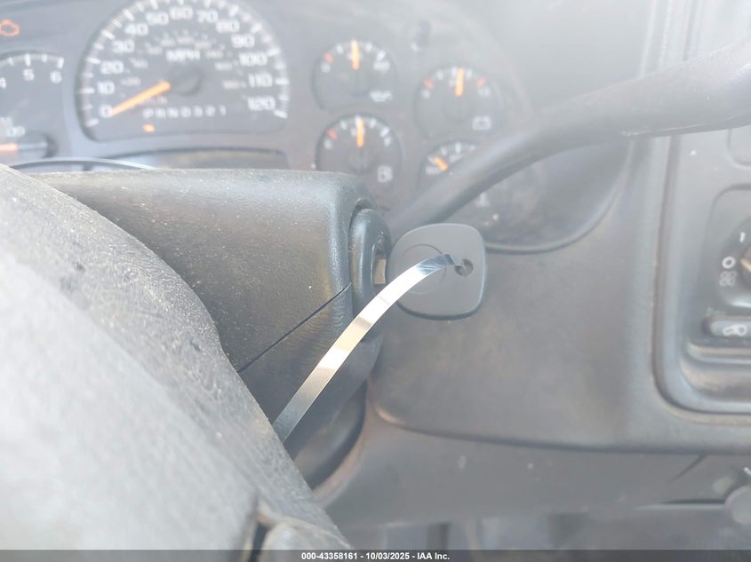 2007 Chevrolet Silverado 1500 Classic Work Truck VIN: 3GCEK14X57G243158 Lot: 43358161