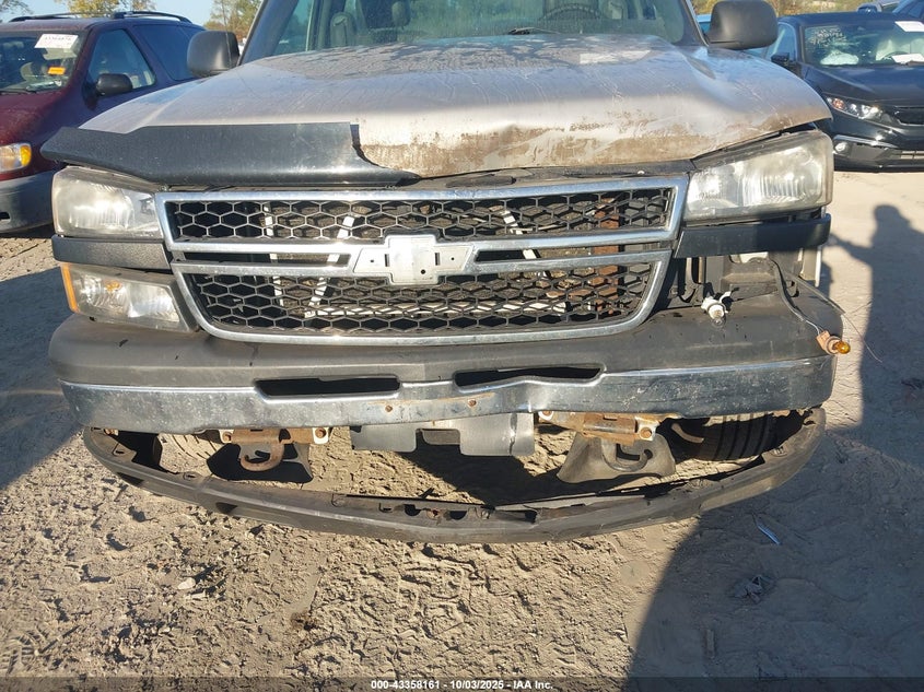 2007 Chevrolet Silverado 1500 Classic Work Truck VIN: 3GCEK14X57G243158 Lot: 43358161