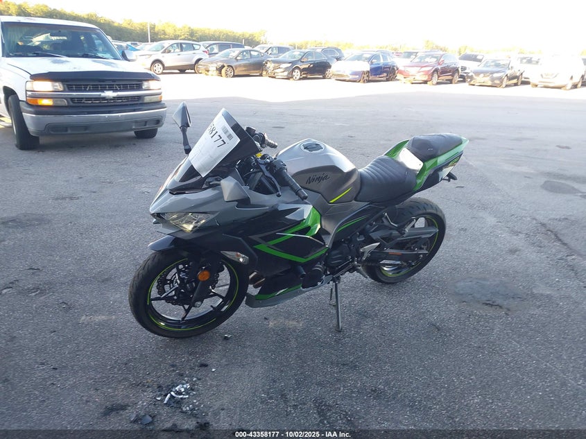 2021 KAWASAKI EX400(VIN: JKAEXKG11MDAD2751