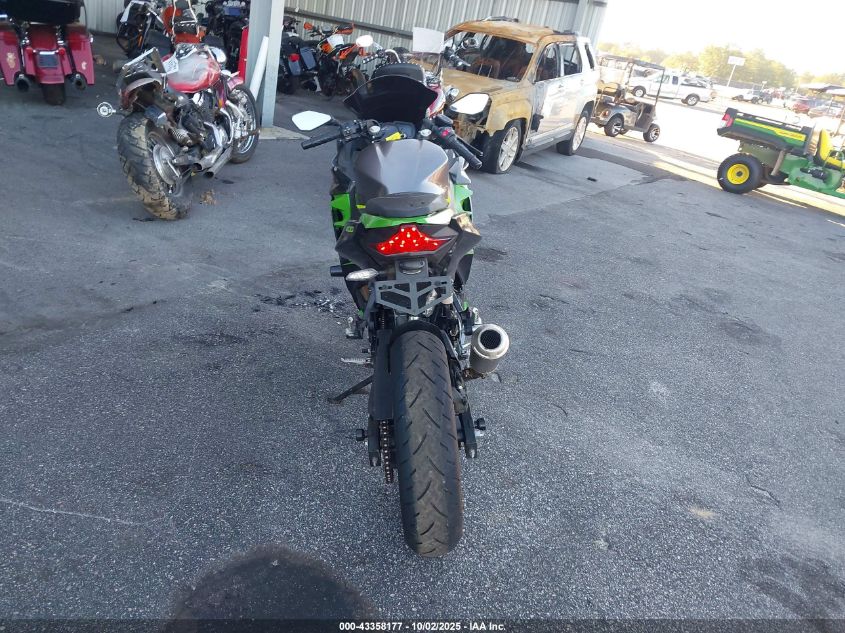 2021 Kawasaki Ex400 VIN: JKAEXKG11MDAD2751 Lot: 43358177