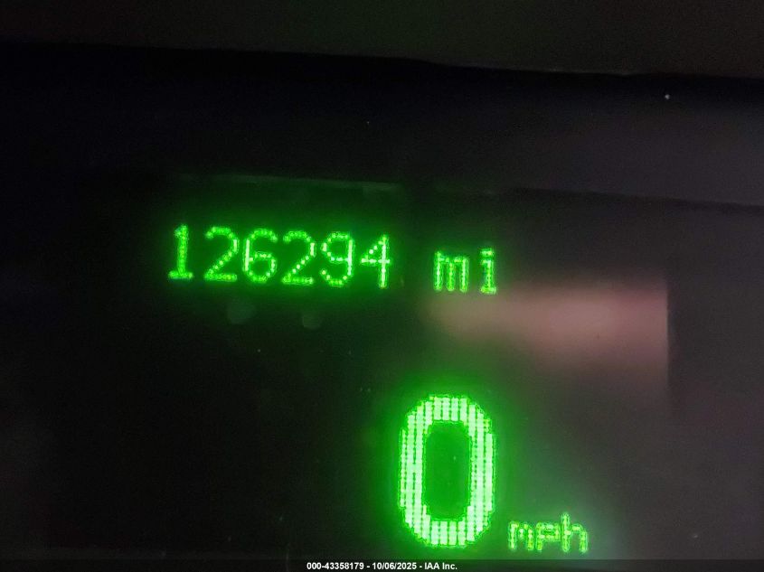 2010 Mercury Grand Marquis Ls (Fleet Only) VIN: 2MEBM7FVXAX635754 Lot: 43358179