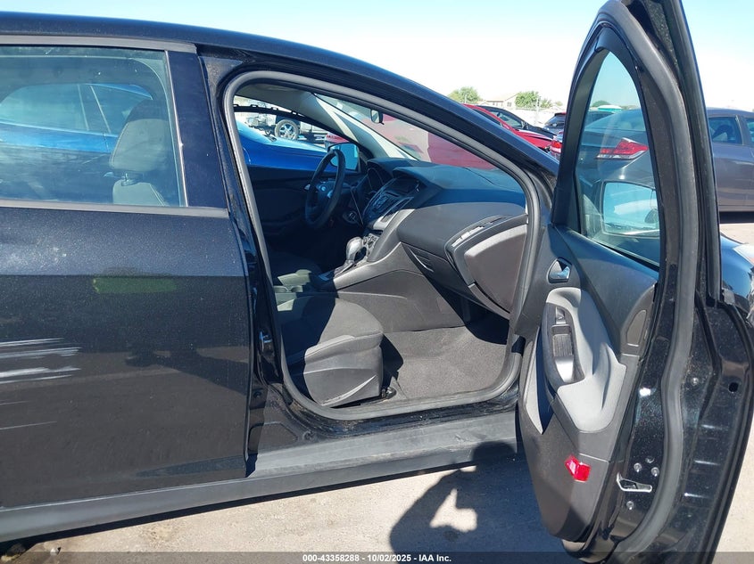 2014 FORD FOCUS SE - 1FADP3F22EL448338