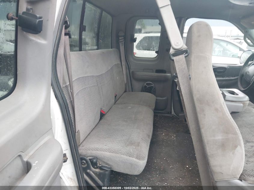 2000 Ford F-150 Work Series/Xl/Xlt VIN: 1FTZX1724YNB55052 Lot: 43358309