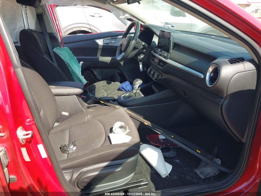 3KPF24AD1RE741193 2024 KIA FORTE photo no. 5