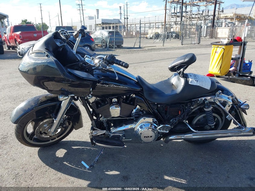 2011 Harley-Davidson Fltrx VIN: 1HD1KHM37BB671916 Lot: 43358393