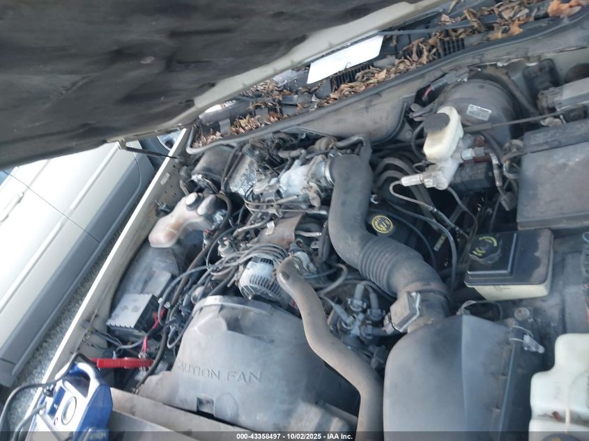 1997 Lincoln Town Car Signature VIN: 1LNLM82W3VY745380 Lot: 43358497