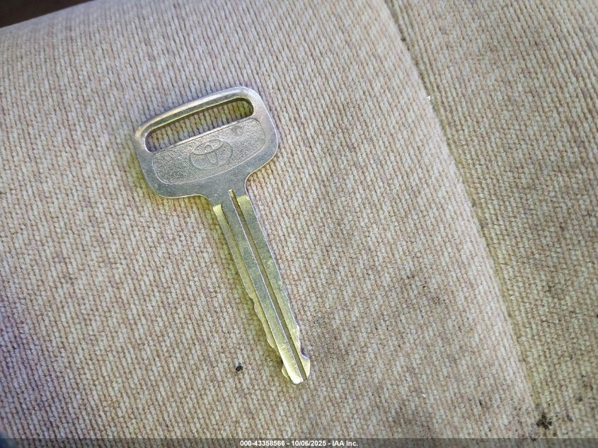 1996 Toyota Corolla Dx VIN: JT2BB02E1T0107261 Lot: 43358566