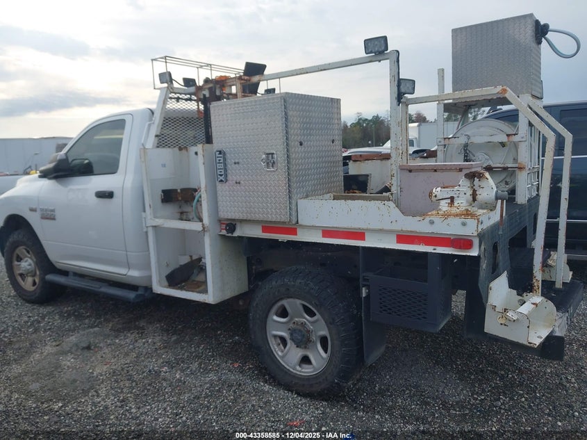 2017 Ram 2500 Tradesman 4X2 8' Box VIN: 3C7WR4AJ0HG647281 Lot: 43358585