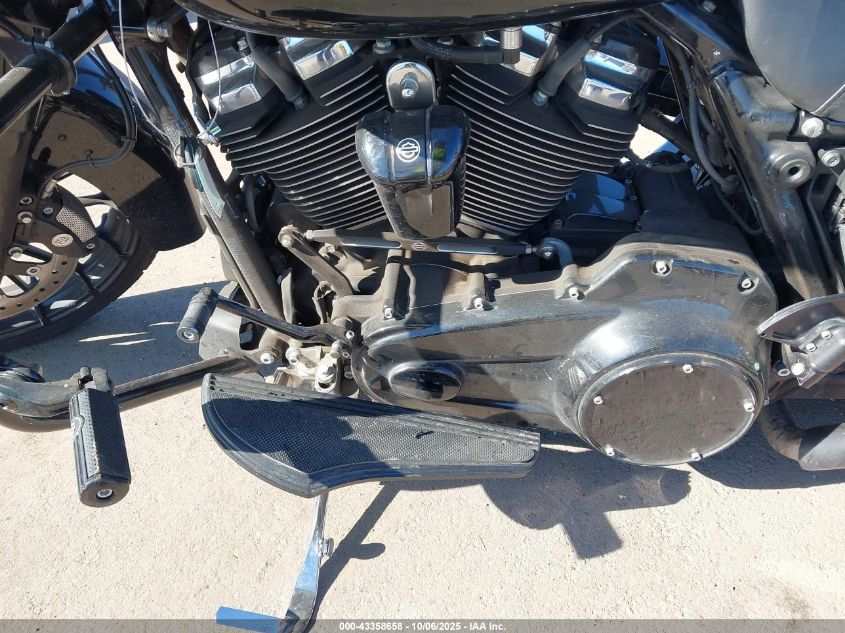 2019 Harley-Davidson Fltrxs VIN: 1HD1KTP39KB627026 Lot: 43358658