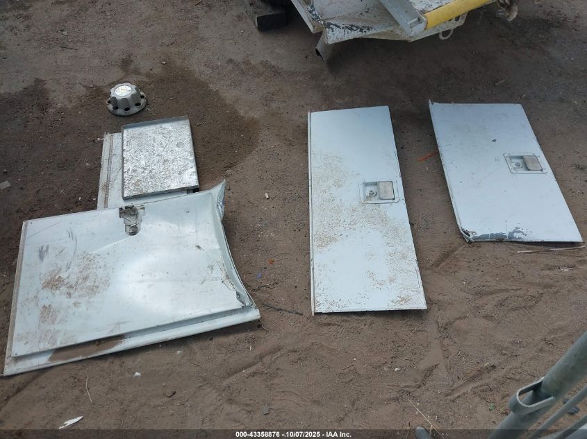 2001 Chevrolet Silverado 2500Hd VIN: 1GCHC29U81E218199 Lot: 43358876