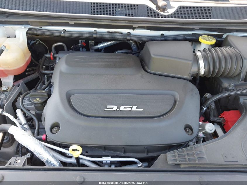 2018 Chrysler Pacifica Touring L VIN: 2C4RC1BG7JR142545 Lot: 43358880