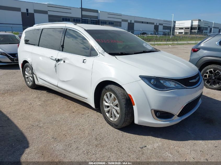 CHRYSLER PACIFICA TOURING L