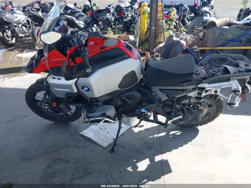 2025 BMW R 1300 Gs Adventure VIN: WB10M3305S6L00292 Lot: 43358920