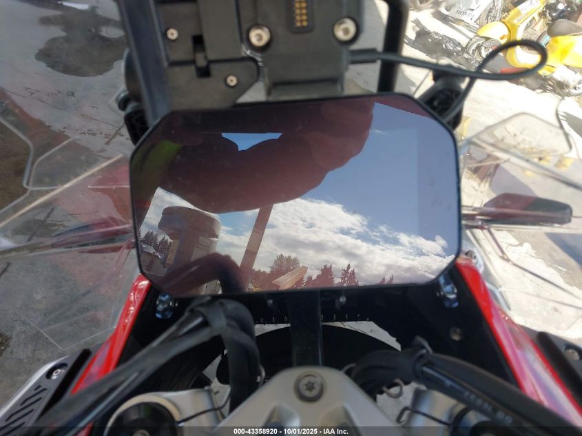 2025 BMW R 1300 Gs Adventure VIN: WB10M3305S6L00292 Lot: 43358920