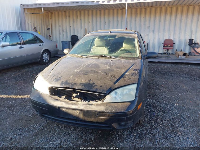 2005 Ford Focus Zx3 VIN: 3FAFP31N75R126810 Lot: 43358984