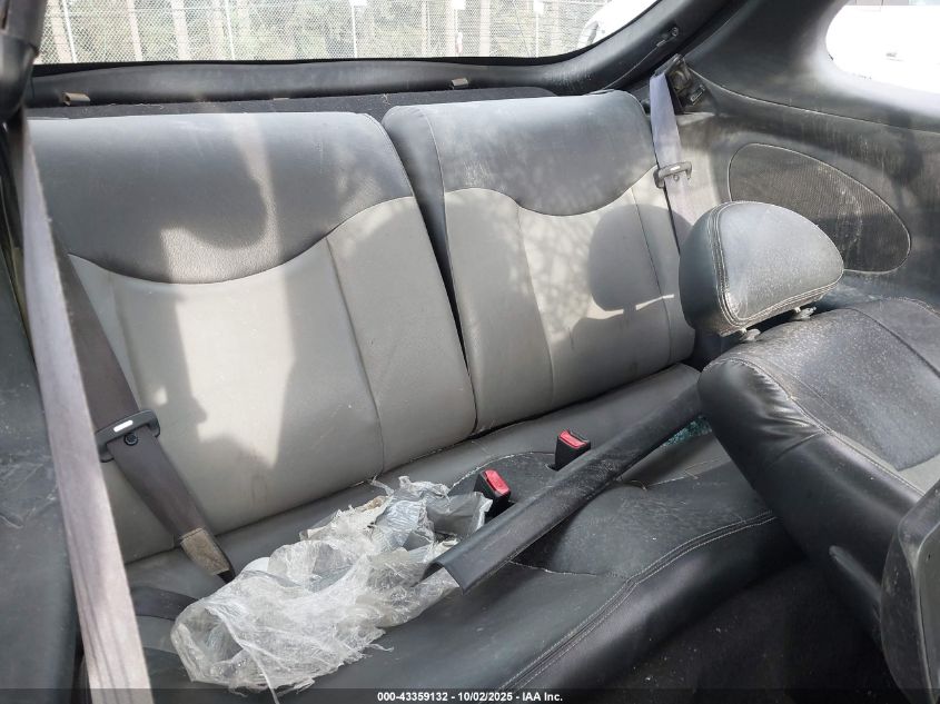 2000 Hyundai Tiburon Base Pkg 1, 2 5/Base Pkg 3 4 VIN: KMHJG25F3YU204798 Lot: 43359132