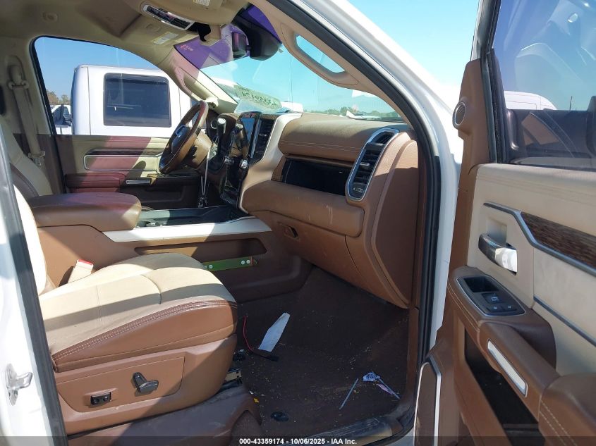 2019 Ram 3500 Laramie 4X4 8' Box VIN: 3C63RRJL1KG602315 Lot: 43359174