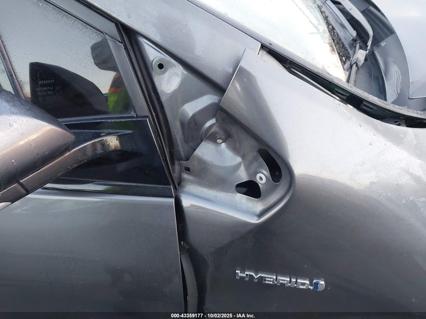 2017 TOYOTA PRIUS TWO - JTDKBRFU8H3575670