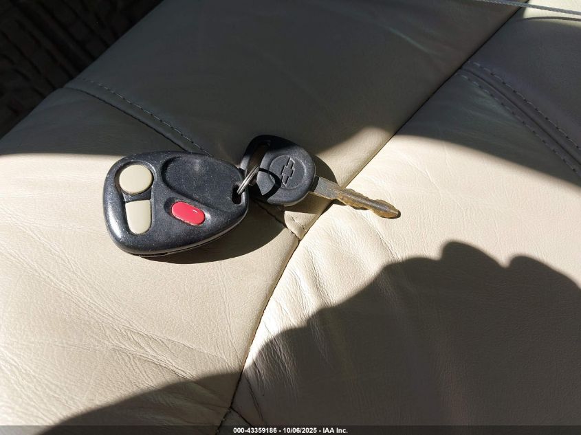 2002 Chevrolet Suburban 1500 Z71 VIN: 3GNFK16Z52G262098 Lot: 43359186