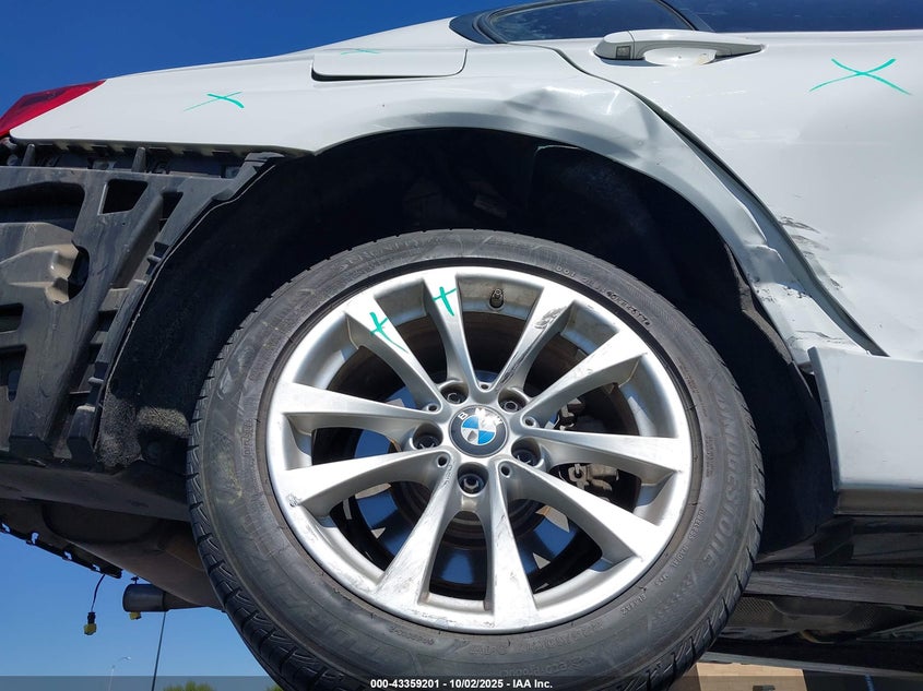 2016 BMW 320I - WBA8E1G53GNT35582