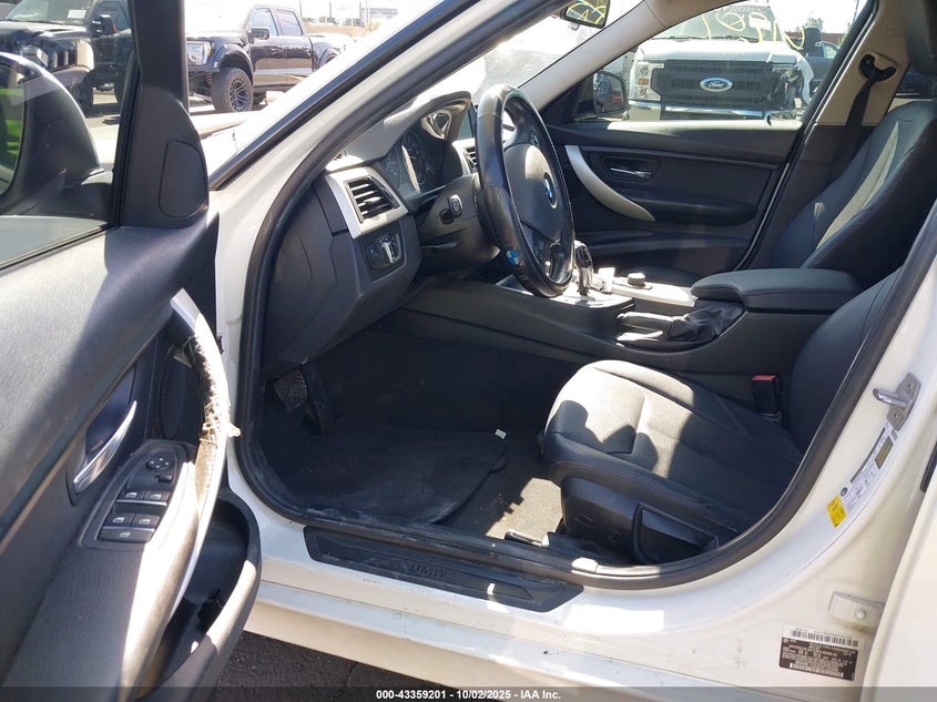 2016 BMW 320I - WBA8E1G53GNT35582