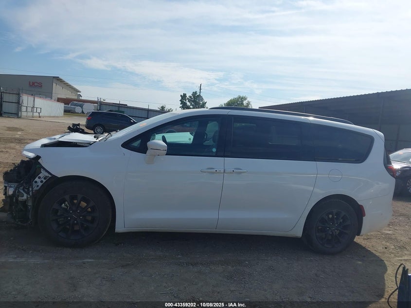 2021 Chrysler Pacifica Touring L VIN: 2C4RC1BGXMR531104 Lot: 43359202