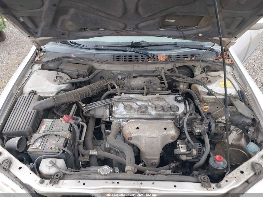 1998 Honda Accord Lx VIN: 1HGCG5545WA209398 Lot: 43359263