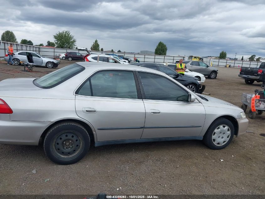1998 Honda Accord Lx VIN: 1HGCG5545WA209398 Lot: 43359263