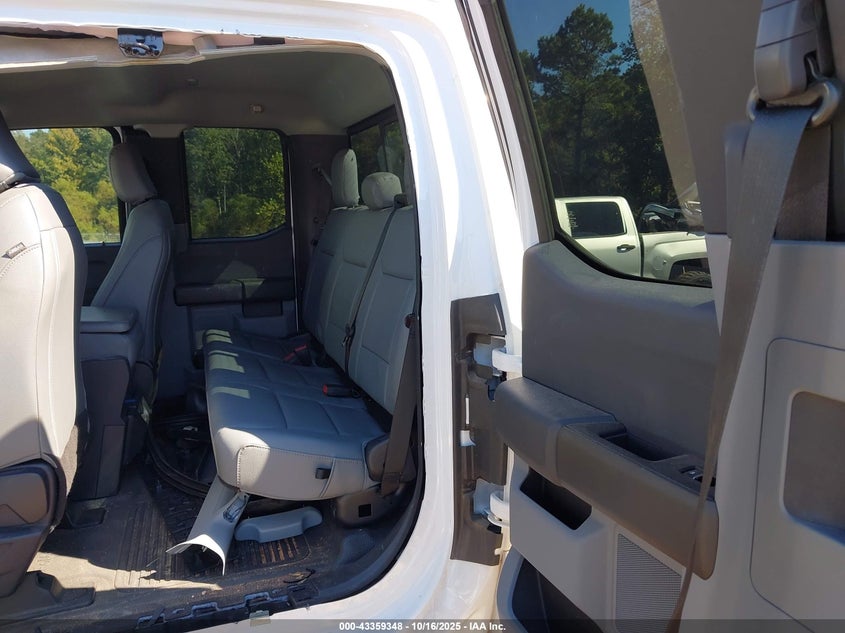 2023 Ford F-350 Chassis Xl VIN: 1FD8X3FN6PEC43792 Lot: 43359348