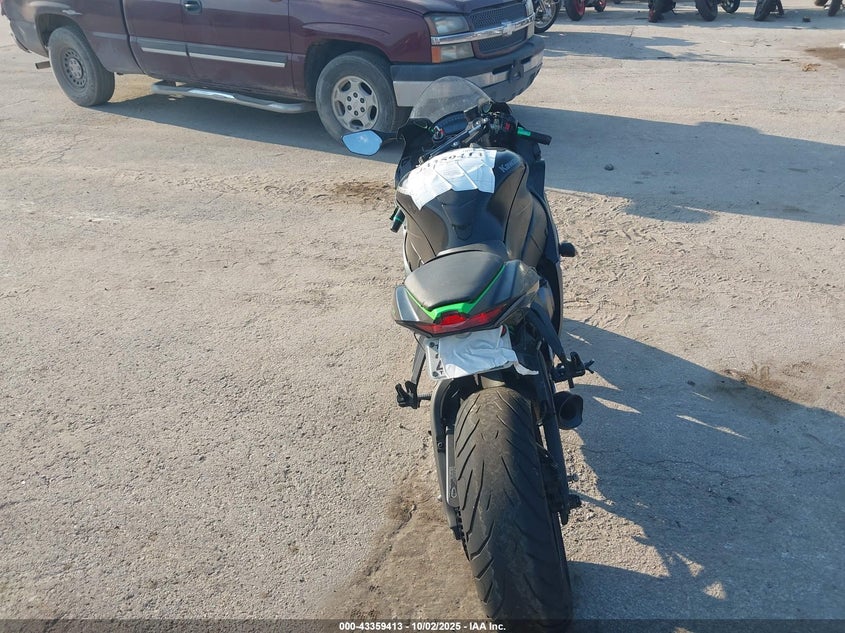 2018 Kawasaki Zx1000 R VIN: JKBZXVC1XJA000478 Lot: 43359413