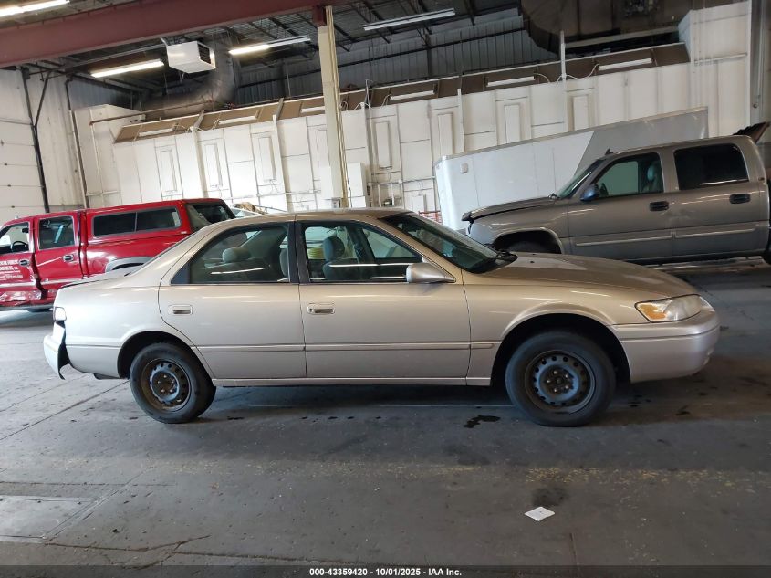 1999 Toyota Camry Le VIN: JT2BG22K0X0312711 Lot: 43359420