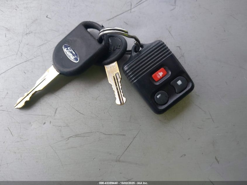 2001 Ford Explorer Sport Trac VIN: 1FMZU67E21UB76697 Lot: 43359440