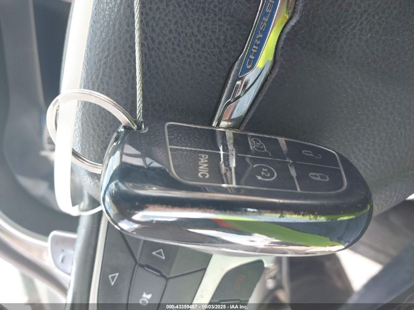 2015 Chrysler 200 C VIN: 1C3CCCEG4FN540561 Lot: 43359467