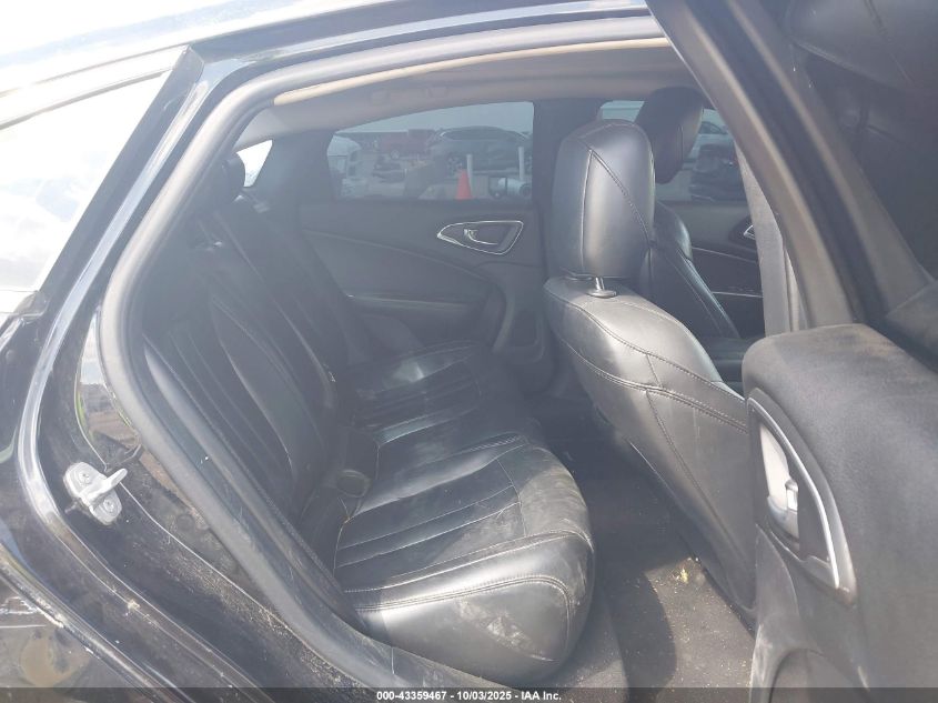 2015 Chrysler 200 C VIN: 1C3CCCEG4FN540561 Lot: 43359467