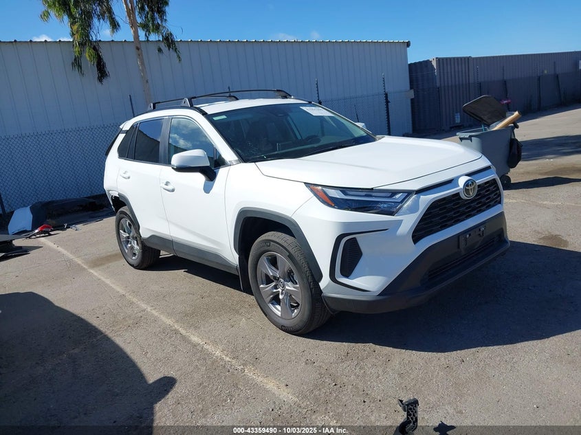 2024 TOYOTA RAV4 XLE - 2T3W1RFV6RW361062