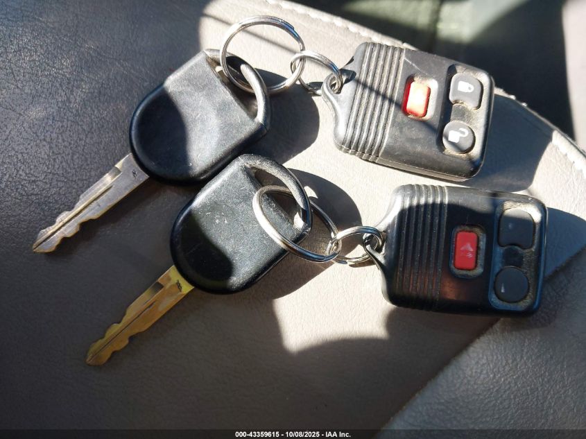 2005 Ford Escape Hybrid VIN: 1FMCU96H35KC95220 Lot: 43359615