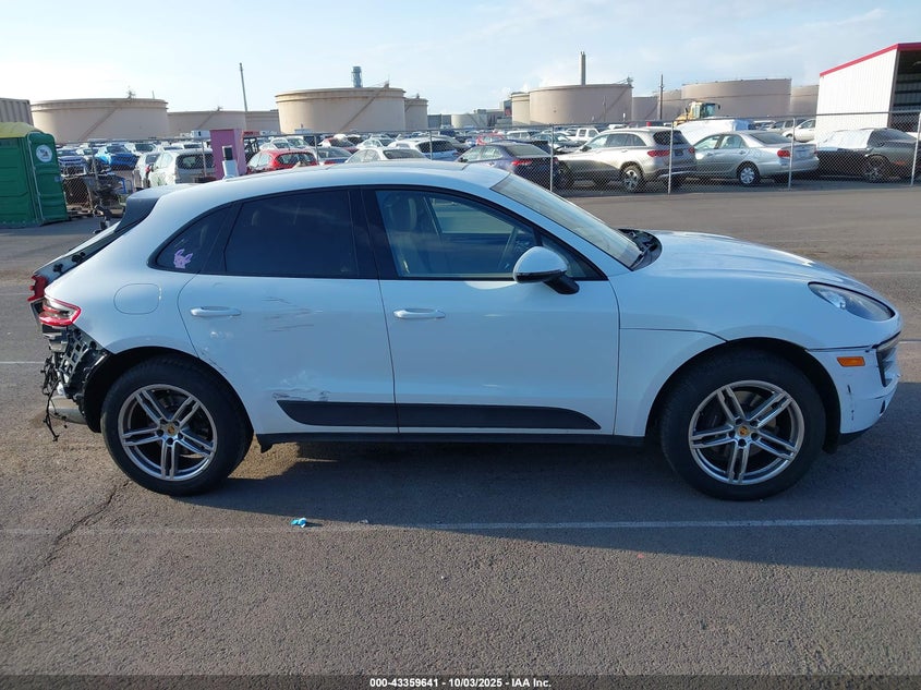 2017 PORSCHE MACAN - WP1AA2A5XHLB00333