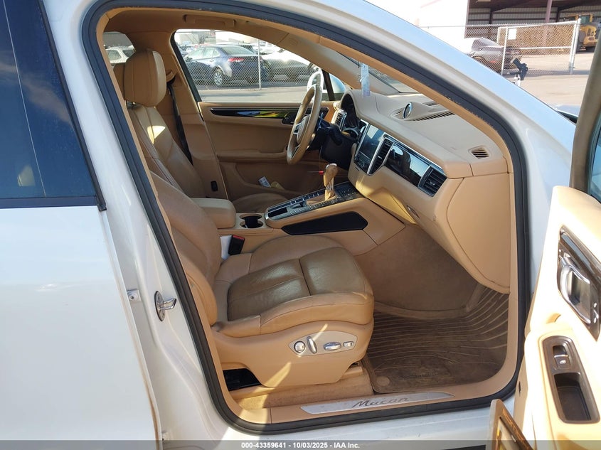 2017 PORSCHE MACAN - WP1AA2A5XHLB00333