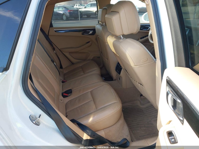 2017 PORSCHE MACAN - WP1AA2A5XHLB00333